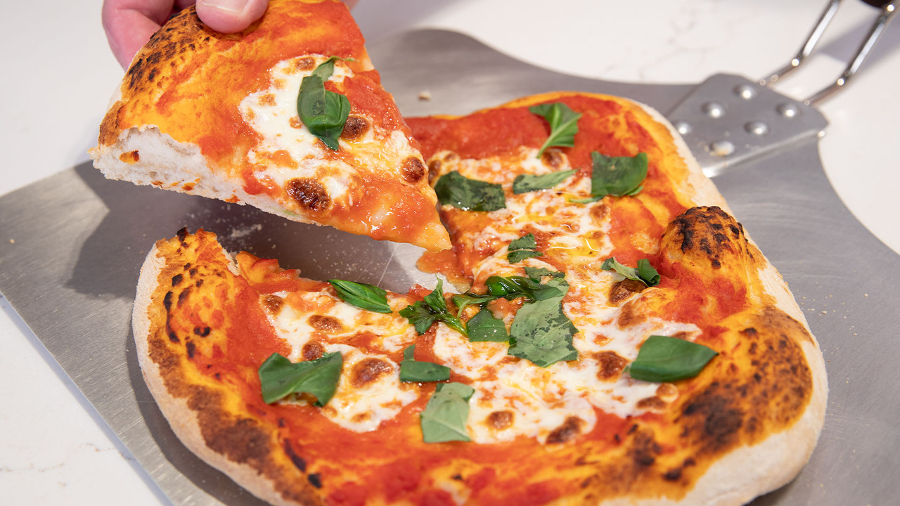Neapolitan Pizza - Roth – Culinary Scene