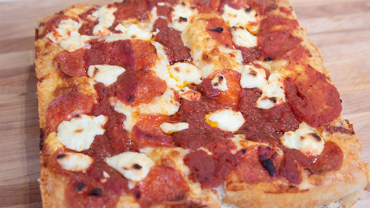 Detroit Style Pizza - Roth – Culinary Scene
